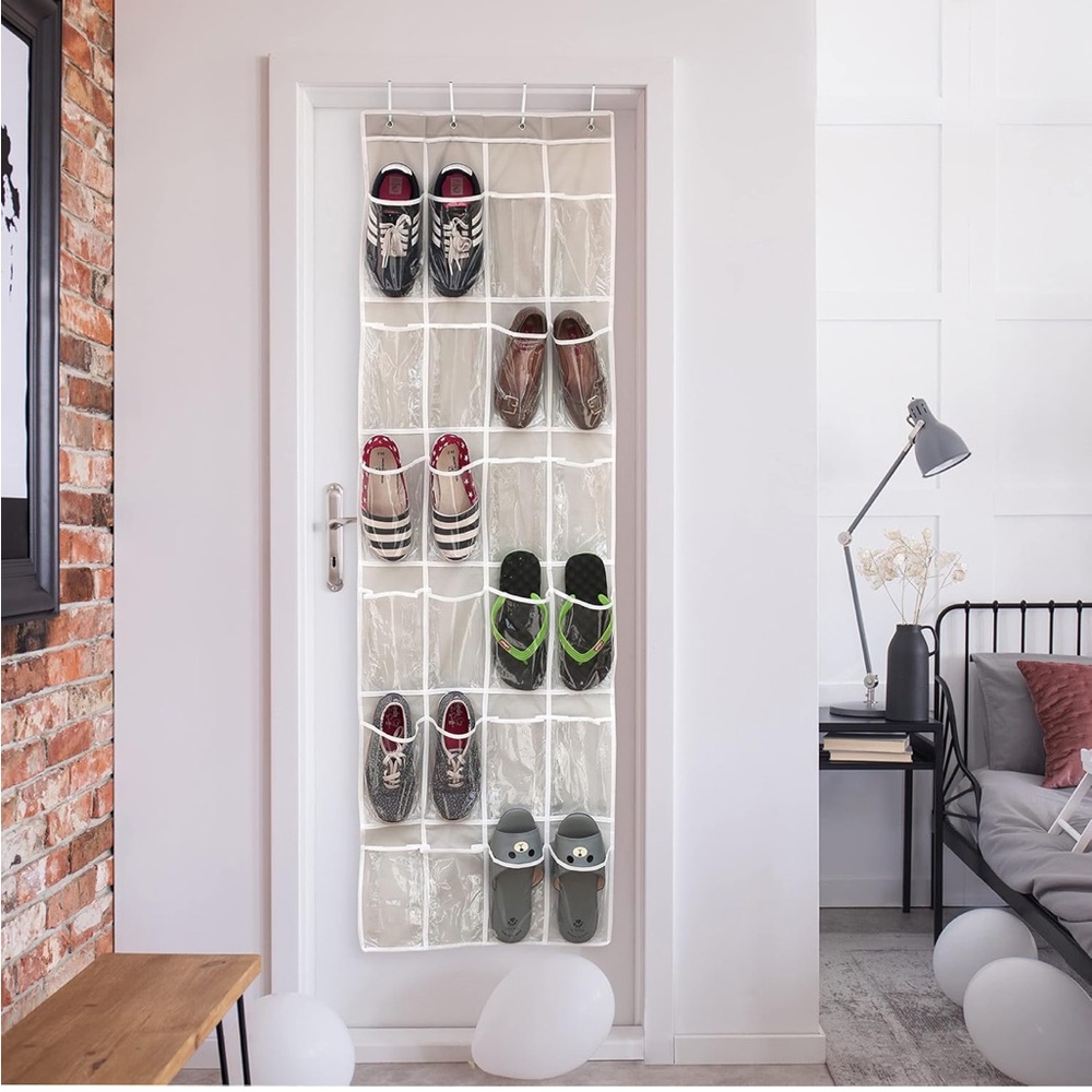 NWT 24 Pocket Over The Door Hanging Shoe or accessories Organizer (64'' x 19'')